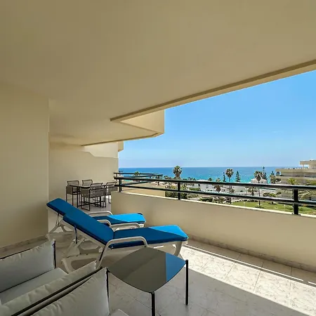 Apartment Luxury Wstunning Sea Views, Walk Gale *